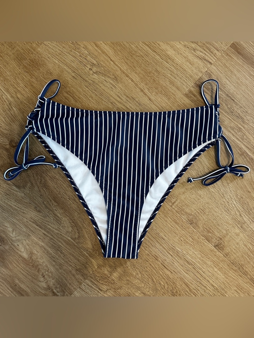 Beachsissi Navy Stripe Tie Side Bikini Bottom XL Coastal Chic - NEW - Picture 2 of 9